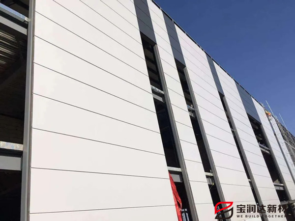 聚氨酯巖棉復(fù)合板